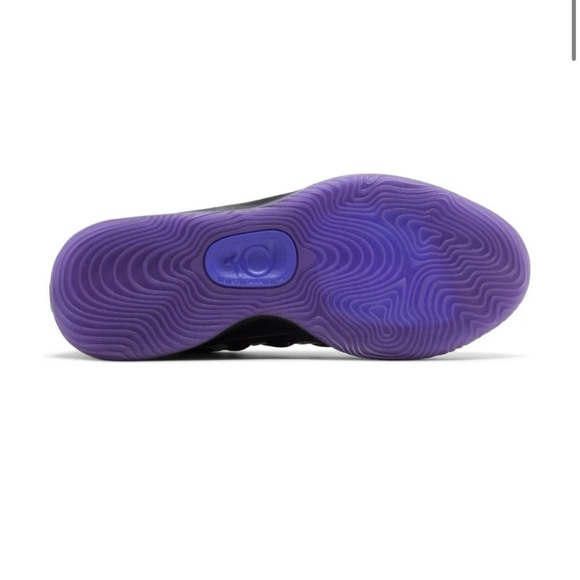 Athletic_Shoes